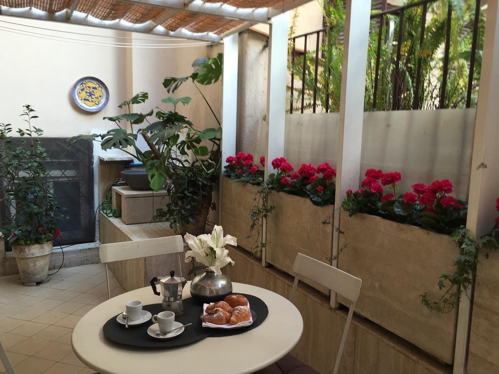 רומא Campo Dei Fiori Modern Apartment With Terrace מראה חיצוני תמונה