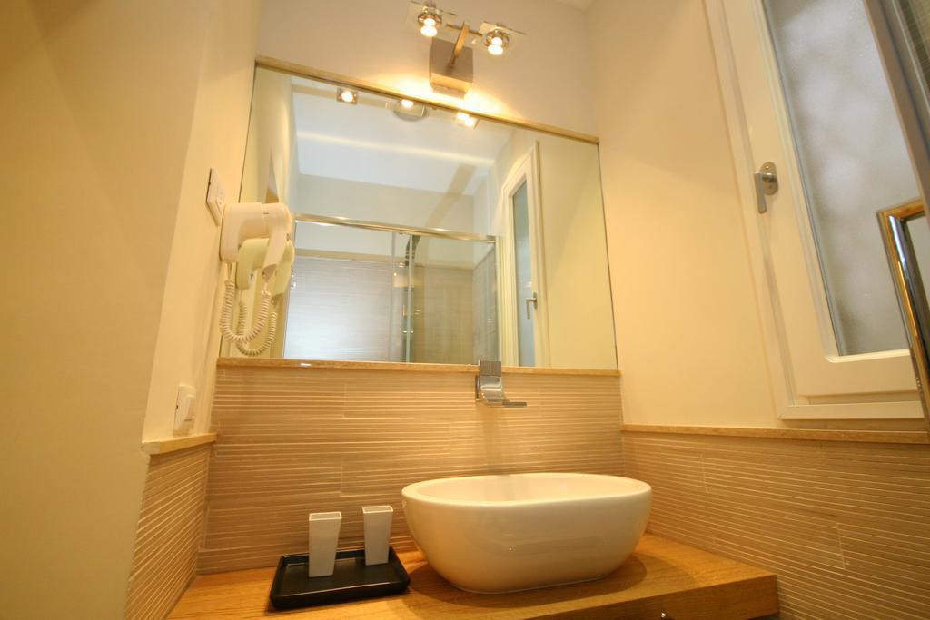 רומא Campo Dei Fiori Modern Apartment With Terrace מראה חיצוני תמונה